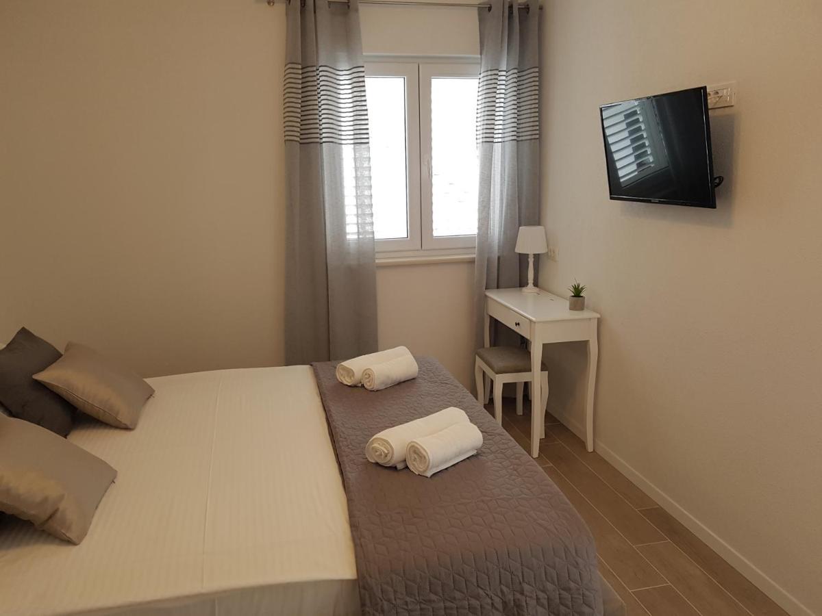 La Vista Apartments Міміце Екстер'єр фото