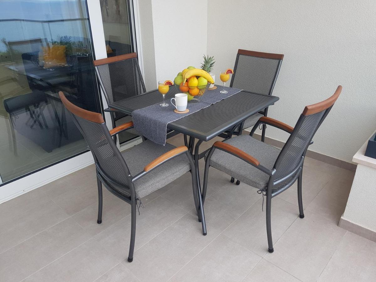 La Vista Apartments Міміце Екстер'єр фото