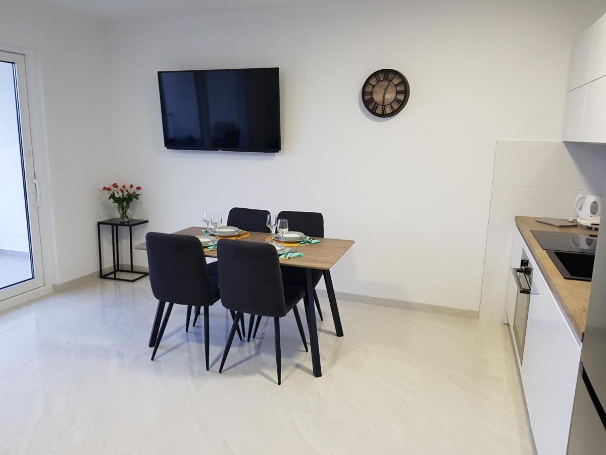 La Vista Apartments Міміце Екстер'єр фото